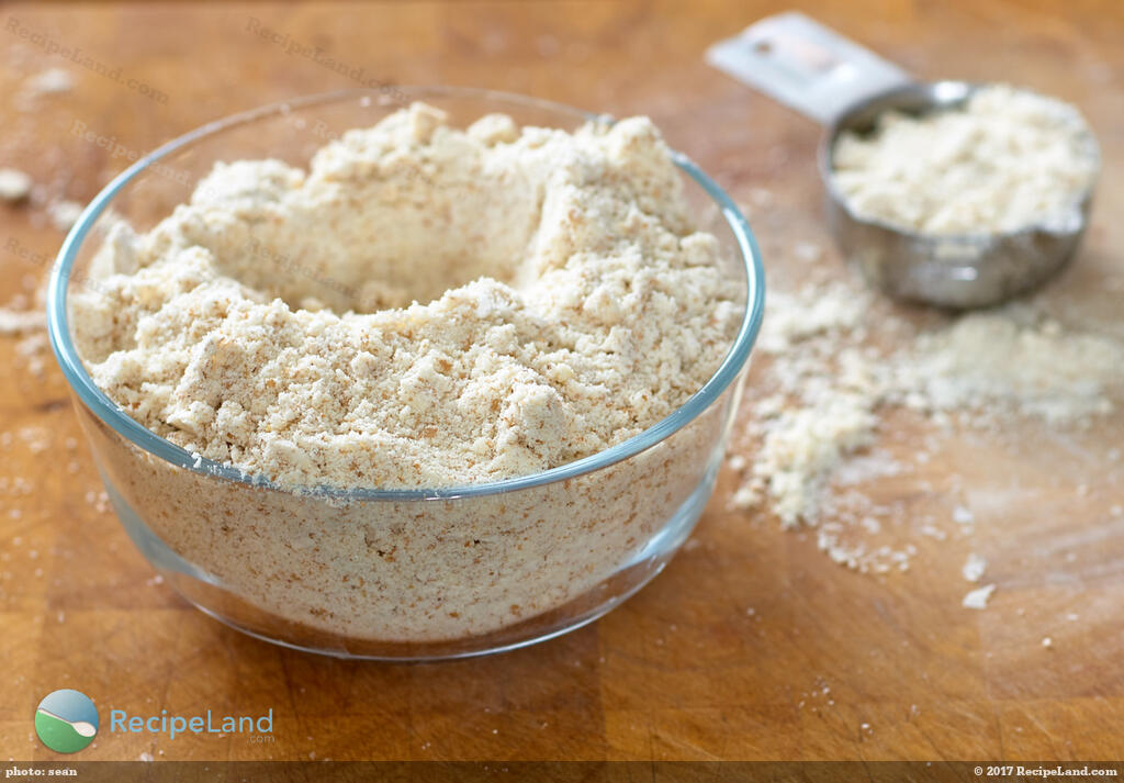 Homemade Buttermilk Biscuit Baking Mix (Whole-Wheat)