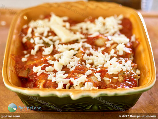 Beef stuffed inside large pasta shells topped with gooey cheese then baked to perfection. Make-ahead and it's freezer friendly.