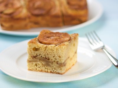 Apple Cinnamon Coffee Cake