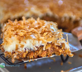 Mrs. Fields Carrot Cake