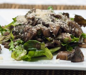 Mushroom and Mixed Greens salad