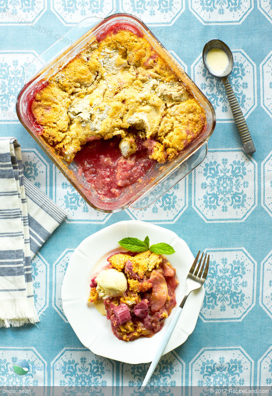 Rhubarb, apples & strawberrry flavors paired with a self-saucing style cake that’s super easy to make.