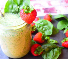 Spinach and Strawberry Smoothie