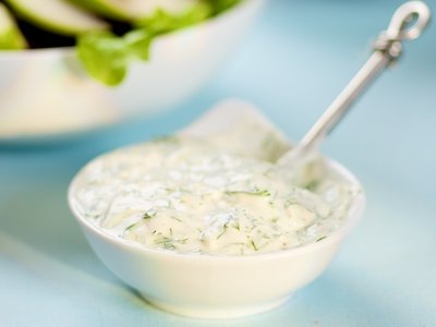 Creamy Dill Salad Dressing and Dip