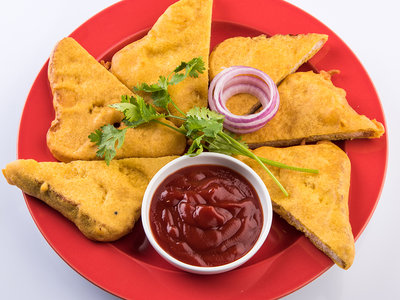 Indian Snack Recipe – Bread Pakoda
