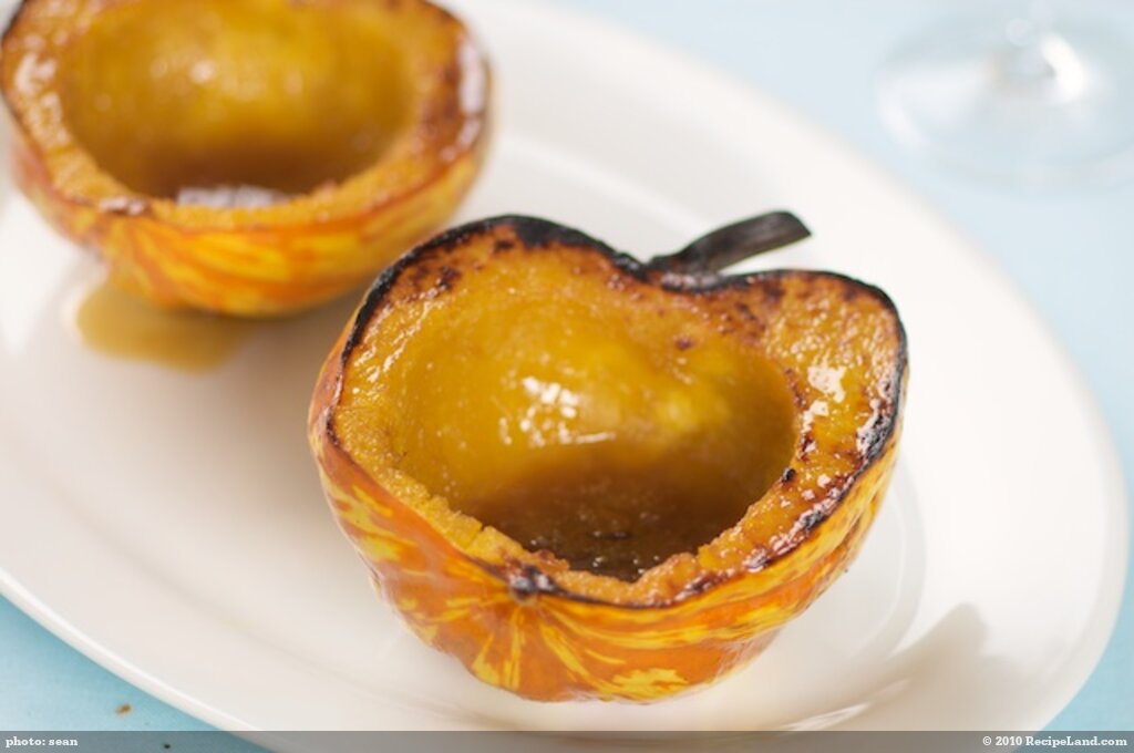 20 Minute Glazed Acorn Squash
