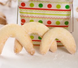 Christmas Viennese Crescent Cookies