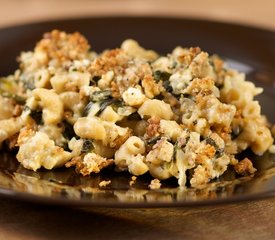 Cheesy Macaroni and Cheese with Spinach and Feta