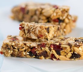 Dried Fruit and Nut Granola Bar