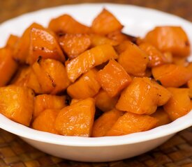 Paleo Maple Syrup Roasted Sweet Potatoes