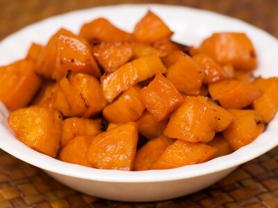 Paleo Maple Syrup Roasted Sweet Potatoes