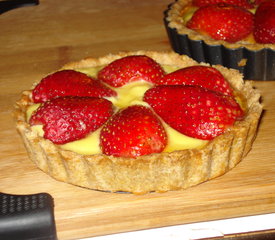 Strawberry or Raspberry Custard Tart