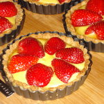 Strawberry or Raspberry Custard Tart