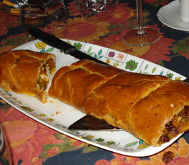 Moist Walnut and Raisin Strudel