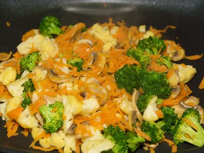 Golden Tofu and Fresh Veggies with Maple Barbecue Sauce