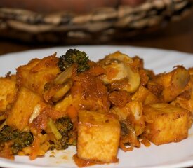 Golden Tofu and Fresh Veggies with Maple Barbecue Sauce