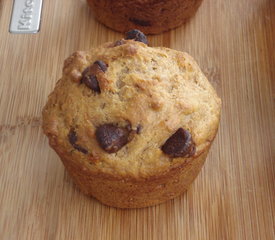 Snacky Banana Chocolate Chip Muffins