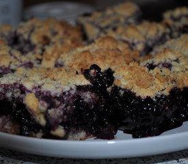 Blackberries Crumb Bars