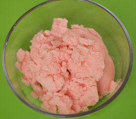 Fresh Watermelon and Low-fat Vanilla Yogurt Ice