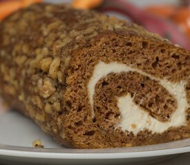 Pumpkin Roll with Cream Cheese Filling