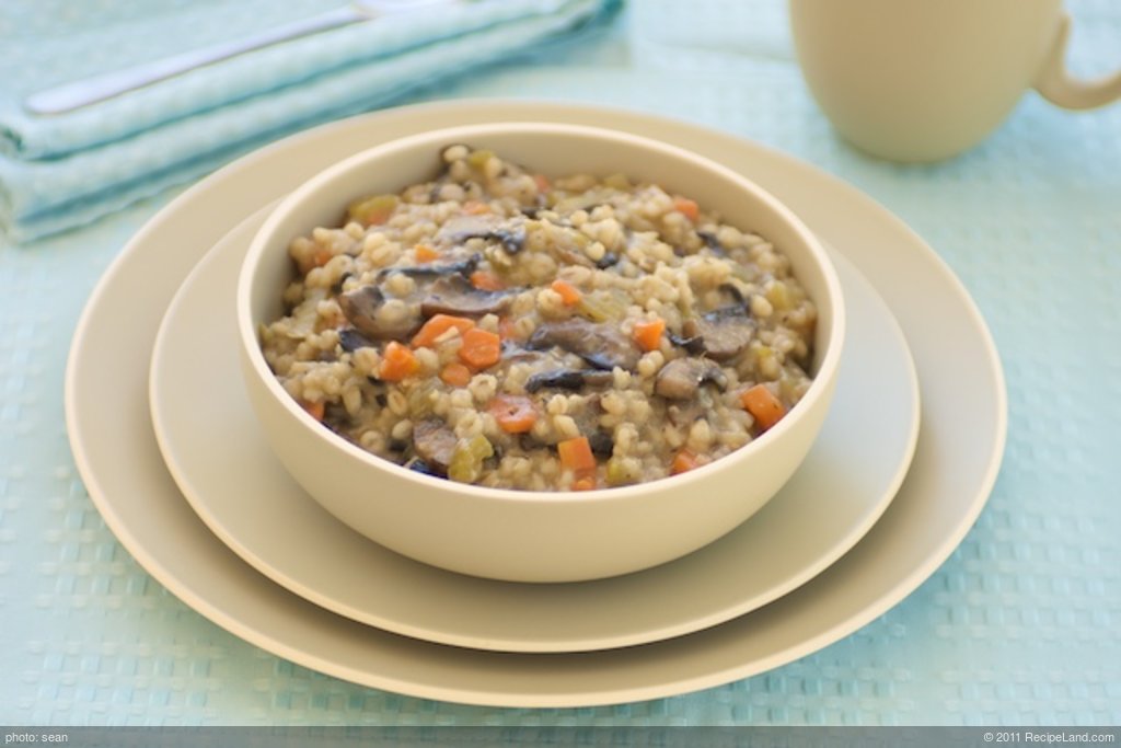 Barley Mushroom Soup (Vegan)