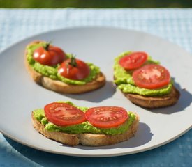 Easy Pea Pesto Crostini