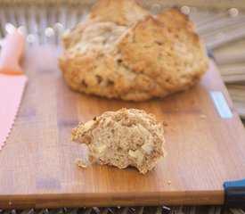 Irish Cheddar, Onion and Garlic Soda Bread