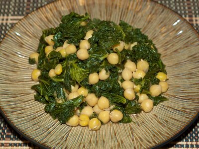 Spiced Kale and Chickpeas