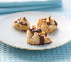 Strawberry Ricotta Phyllo Purses with Chocolate Syrup