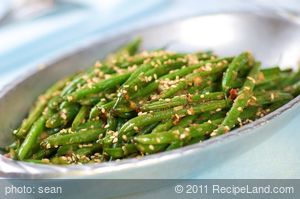 Asian Simple Spicy Sautéed Green Beans recipe