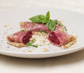 Ravioli Bundles of Roasted Beets with Roasted Garlic Sauce