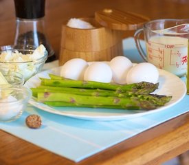 Fluffy Asparagus and Goat Cheese Soufflés