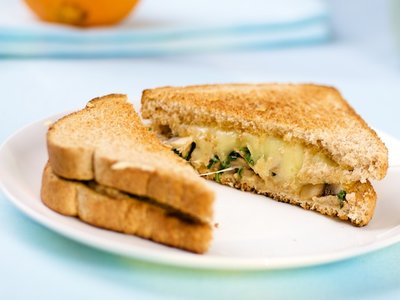 Grilled Cheese Sandwich with Sauteed Mushrooms and Arugula