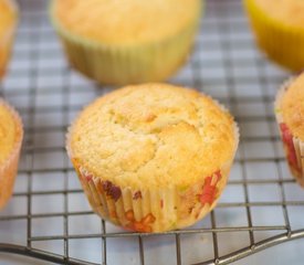 Moist Yogurt Lemon Cupcakes