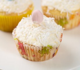 Easter Yogurt Lemon Cupcakes with Lemon Cream Cheese Frosting