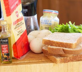 Grilled Cheese Sandwich with Sauteed Mushrooms and Arugula