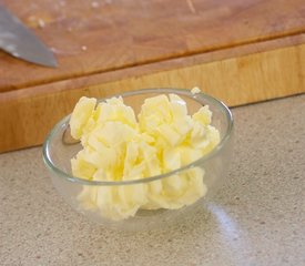 Moist Yogurt Lemon Cupcakes