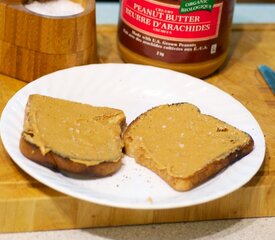 Toasts with Peanut Butter and Sea Salt