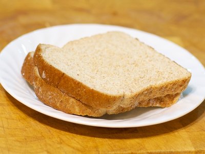 Toasts with Peanut Butter and Sea Salt