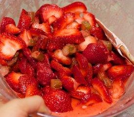 Classic Strawberry Rhubarb Pie