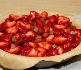 Classic Strawberry Rhubarb Pie