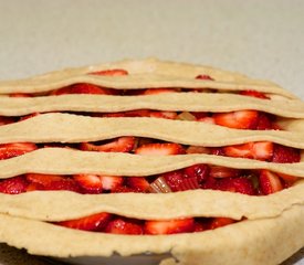 Classic Strawberry Rhubarb Pie