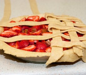 Classic Strawberry Rhubarb Pie