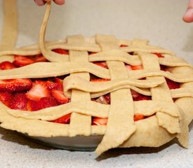 Classic Strawberry Rhubarb Pie