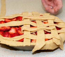 Classic Strawberry Rhubarb Pie