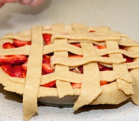 Classic Strawberry Rhubarb Pie