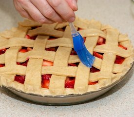 Classic Strawberry Rhubarb Pie