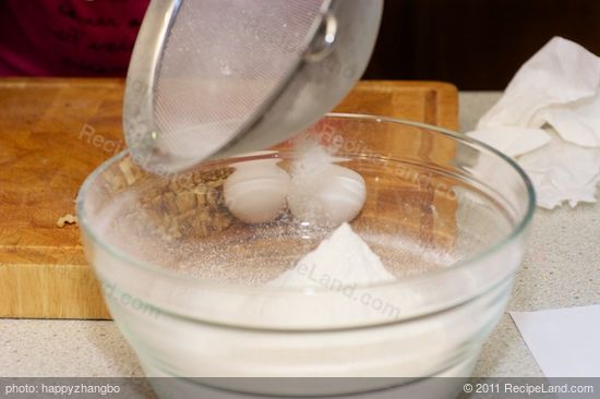 Finish sifting the flour...