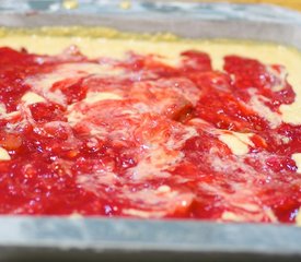 Strawberry Rhubarb Coffee Cake