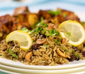 Indian Cilantro Rice with Cashew Nuts and Raisins 